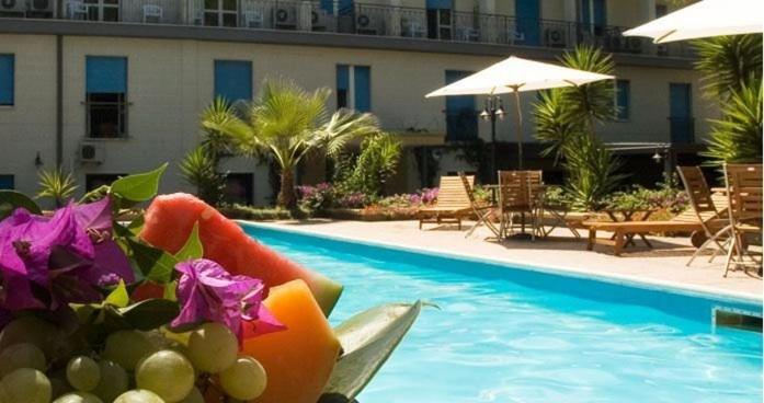 Hotel Villa Giusy Castellaneta Marina Extérieur photo