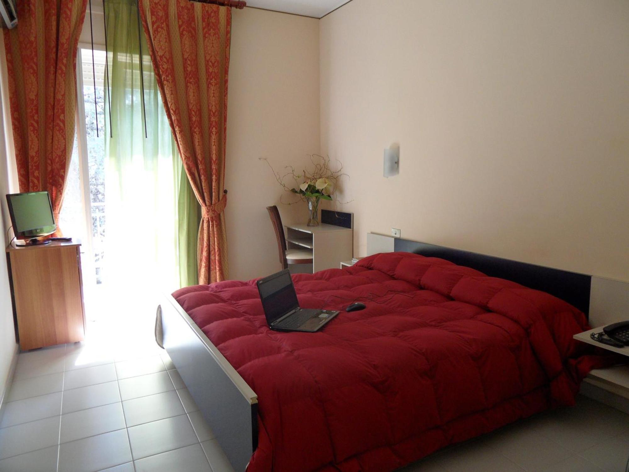 Hotel Villa Giusy Castellaneta Marina Extérieur photo